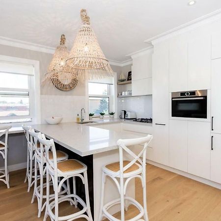 Bondi Breeze-Hosted By:L'Abode Accommodation Sídney Exterior foto